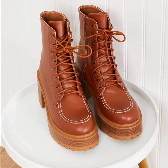 Lace Up Tan Platform Fall Boots - Picture 4 of 9